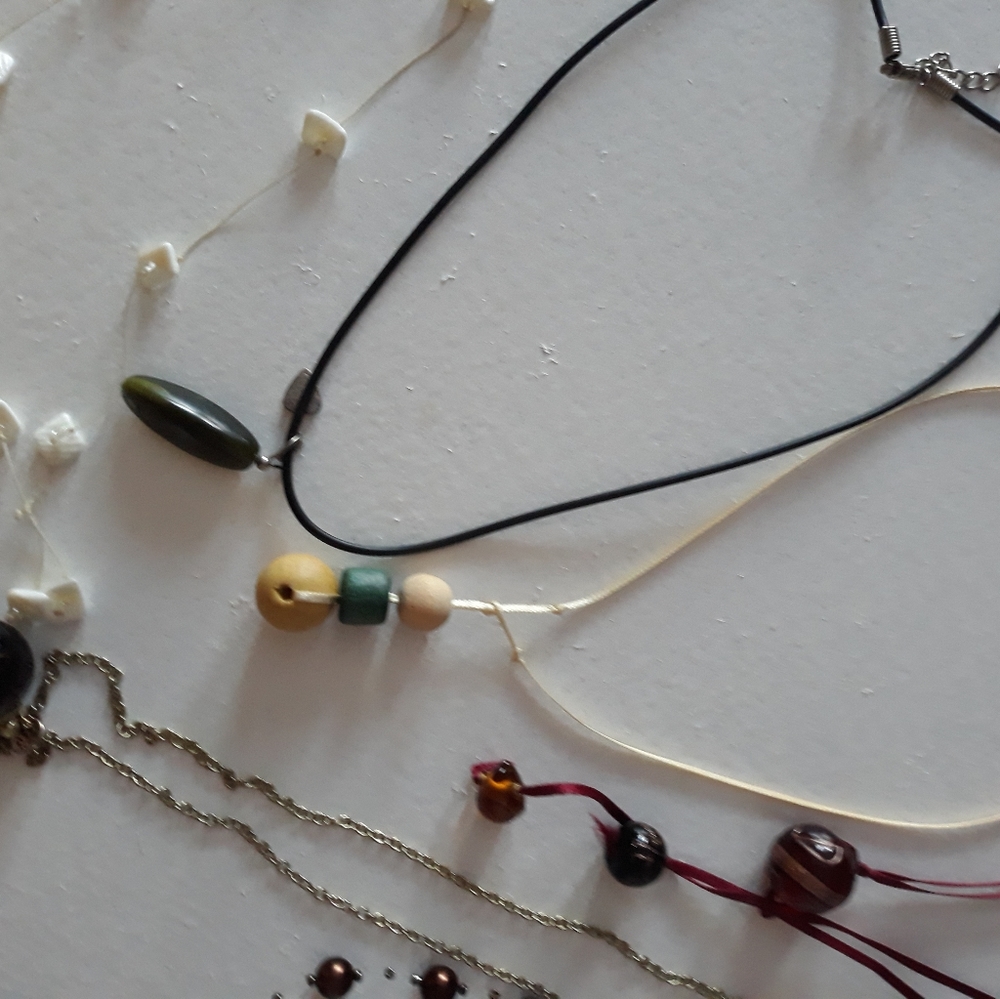 Necklaces - Picture 12 of 12